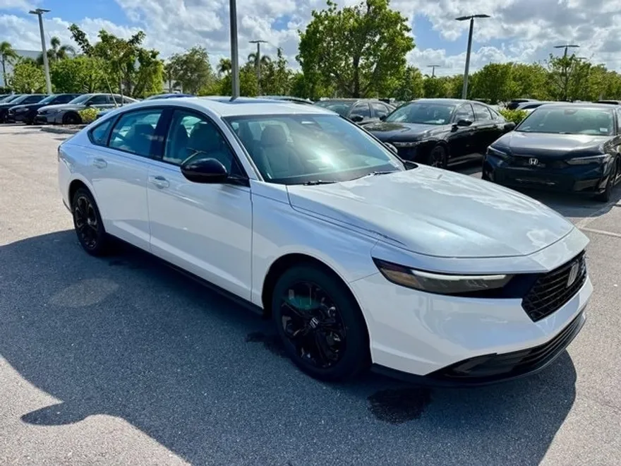 2025 Honda Accord SE photo 1
