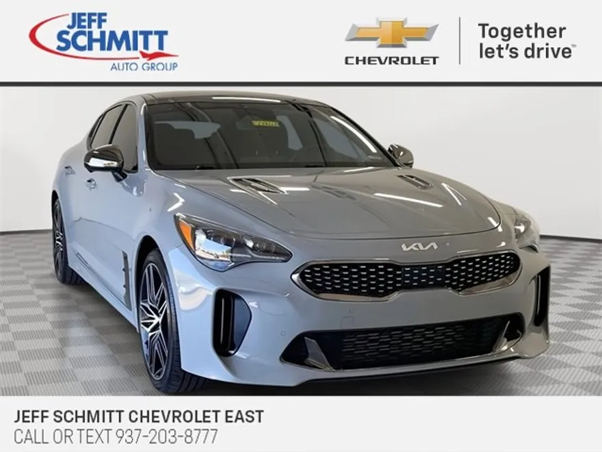 2023 Kia Stinger GT2 photo 1