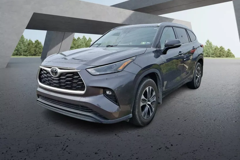 2022 Toyota Highlander XLE Sport photo 1