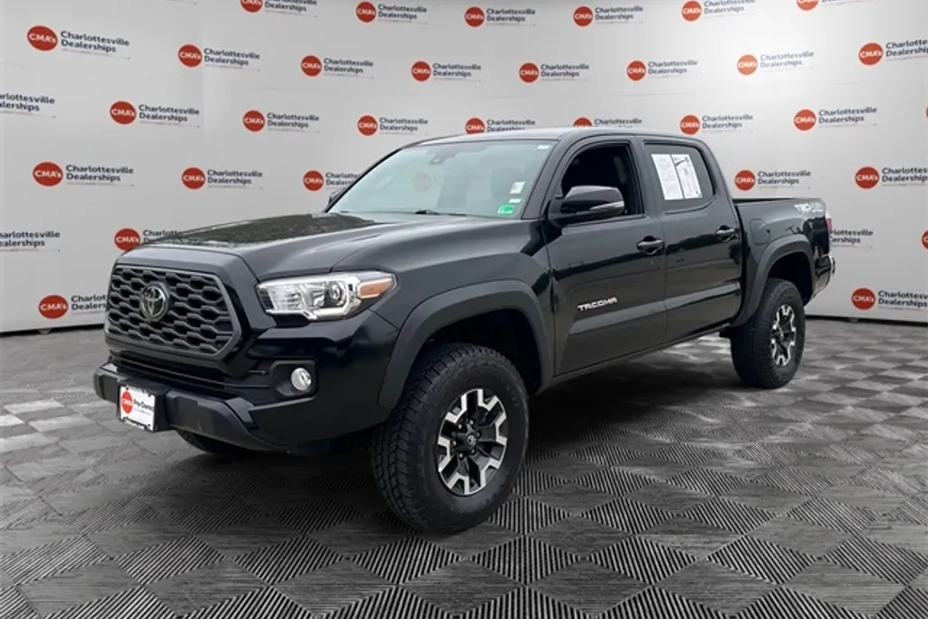 2023 Toyota Tacoma TRD Off-Road V6 photo 1