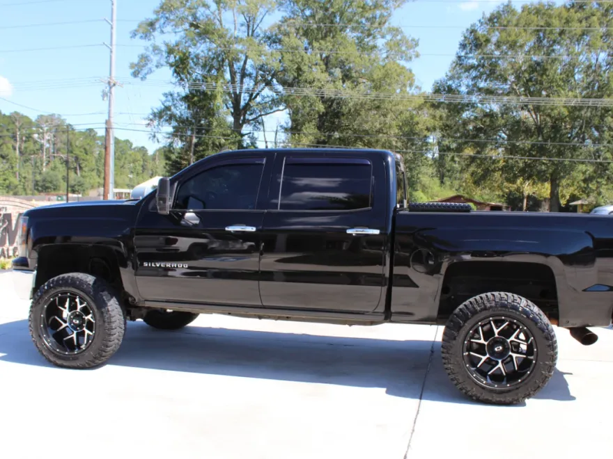 2014 Chevrolet Silverado 1500 LTZ photo 1