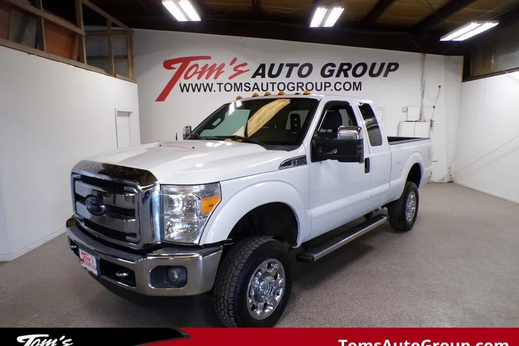 2016 Ford F-350 XLT photo 1