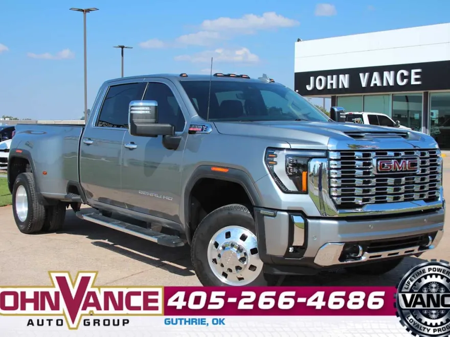 2024 Gmc Sierra 3500 HD Denali photo 1