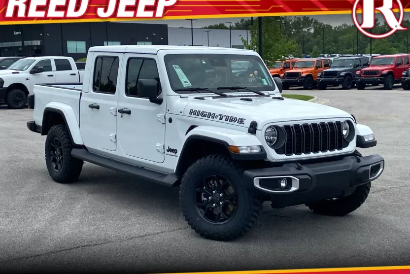 2025 Jeep Gladiator Willys photo 1