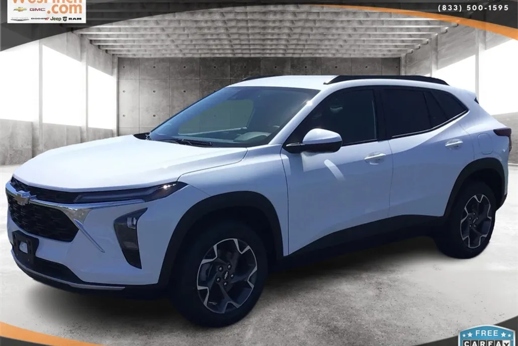 2025 Chevrolet Trax LT photo 1