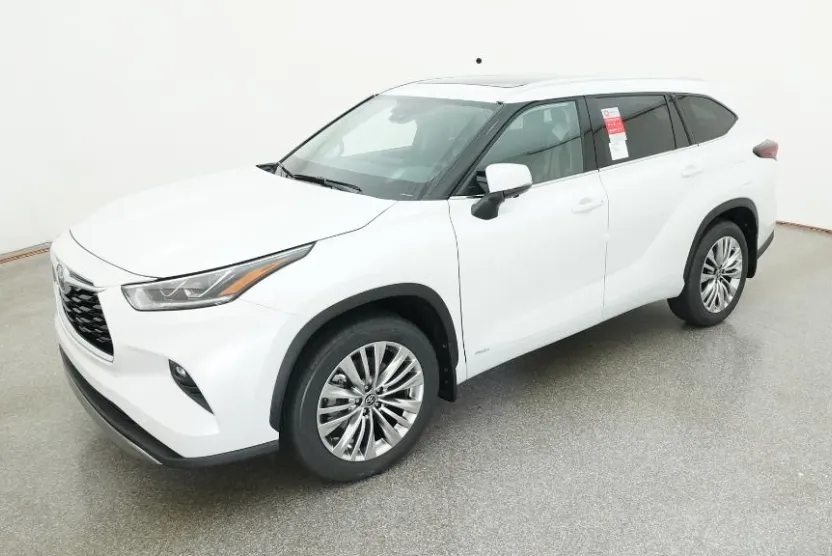 2025 Toyota Highlander Hybrid Platinum photo 1