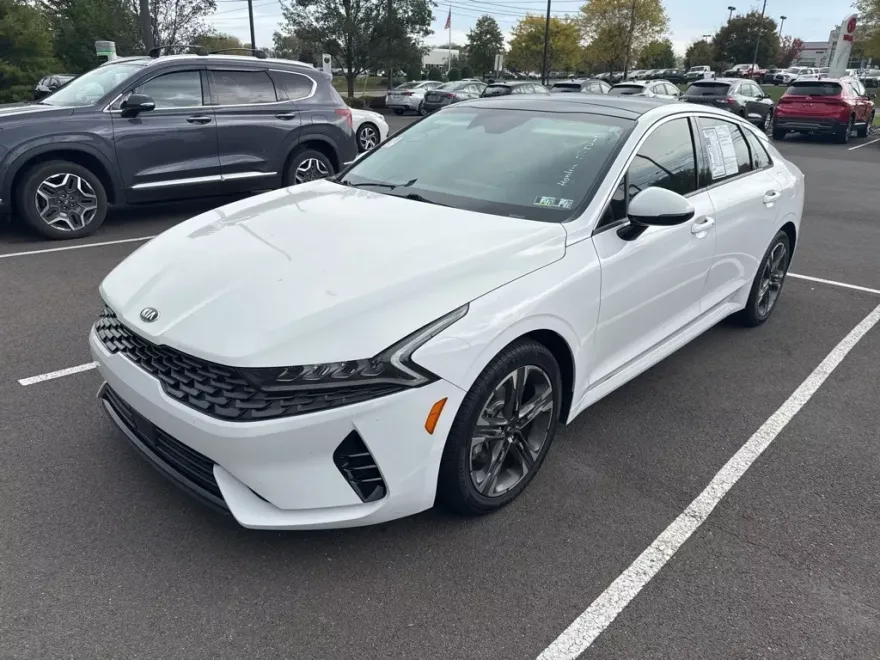 2021 Kia K5 EX photo 1