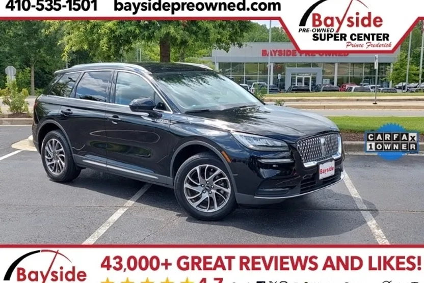 2022 Lincoln Corsair Standard photo 1