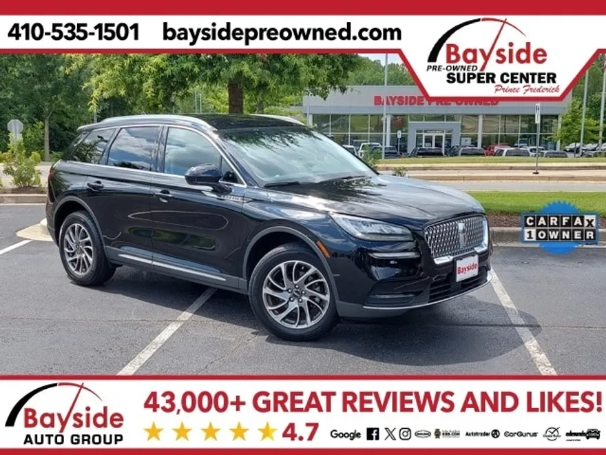 2022 Lincoln Corsair Standard photo 1