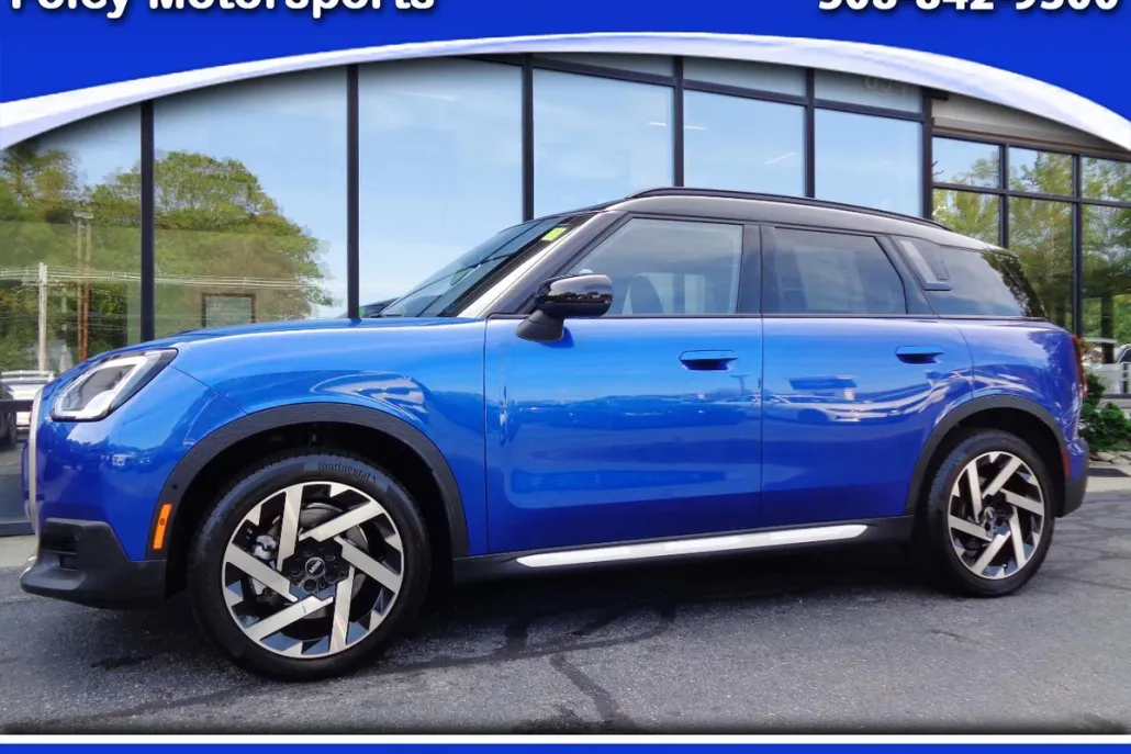 2025 Mini Countryman S ALL4 photo 1
