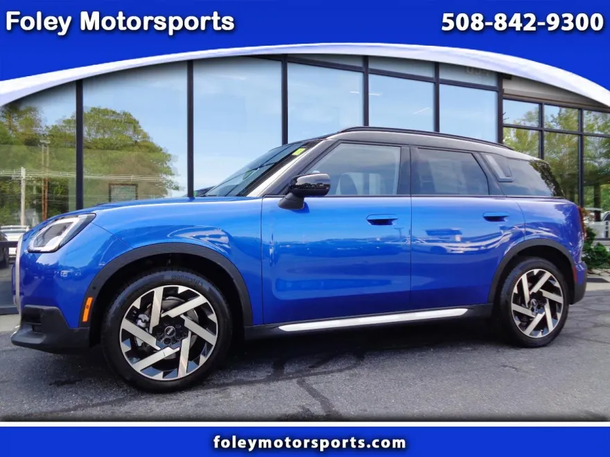 2025 Mini Countryman S ALL4 photo 1