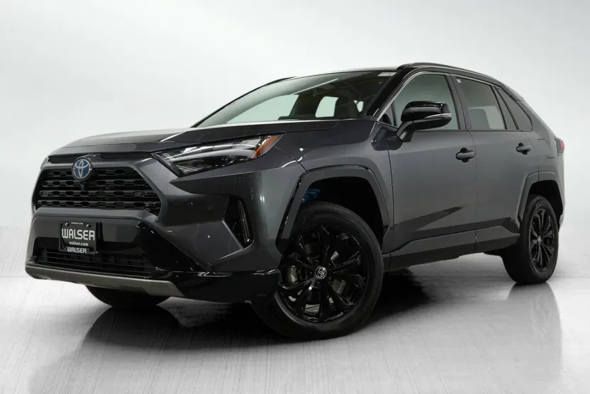 2024 Toyota RAV4 Hybrid XSE photo 1