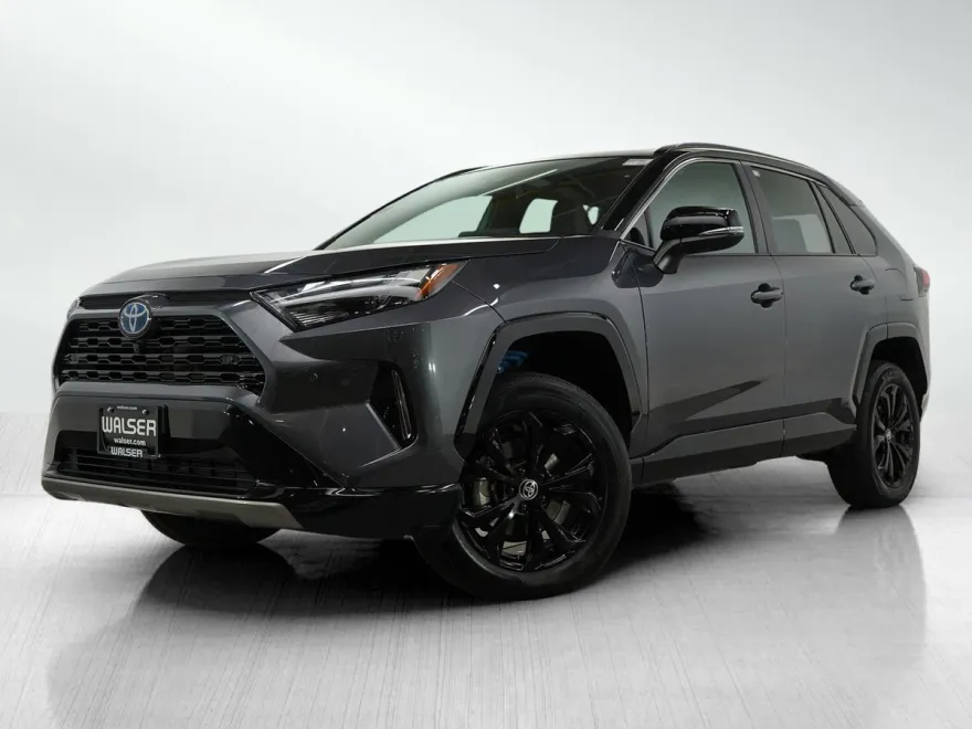 2024 Toyota RAV4 Hybrid XSE photo 1
