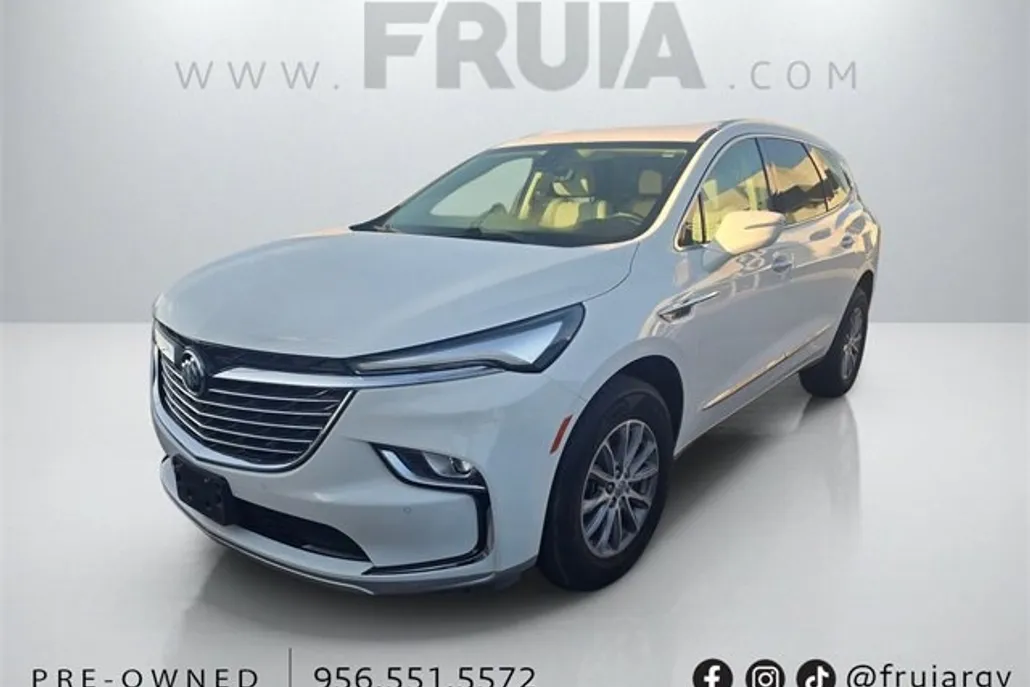 2023 Buick Enclave Essence photo 1
