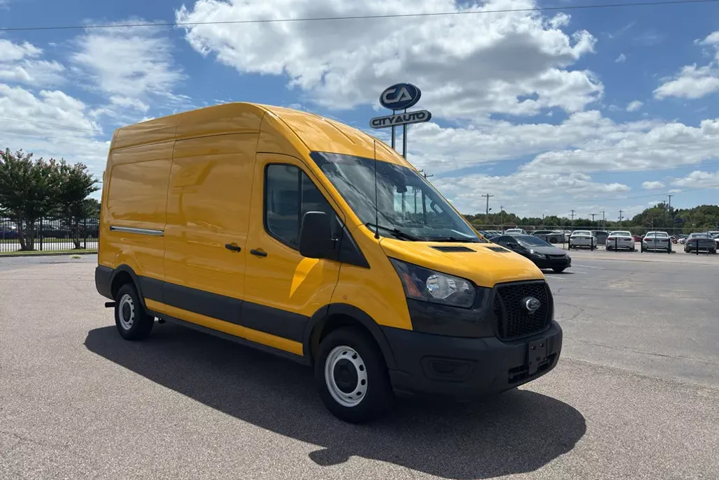 2021 Ford Transit Cargo Van photo 1