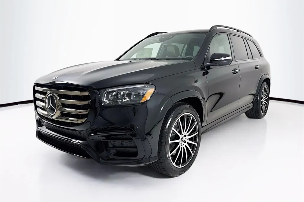 2026 Mercedes Benz GLS 450 4MATIC photo 1