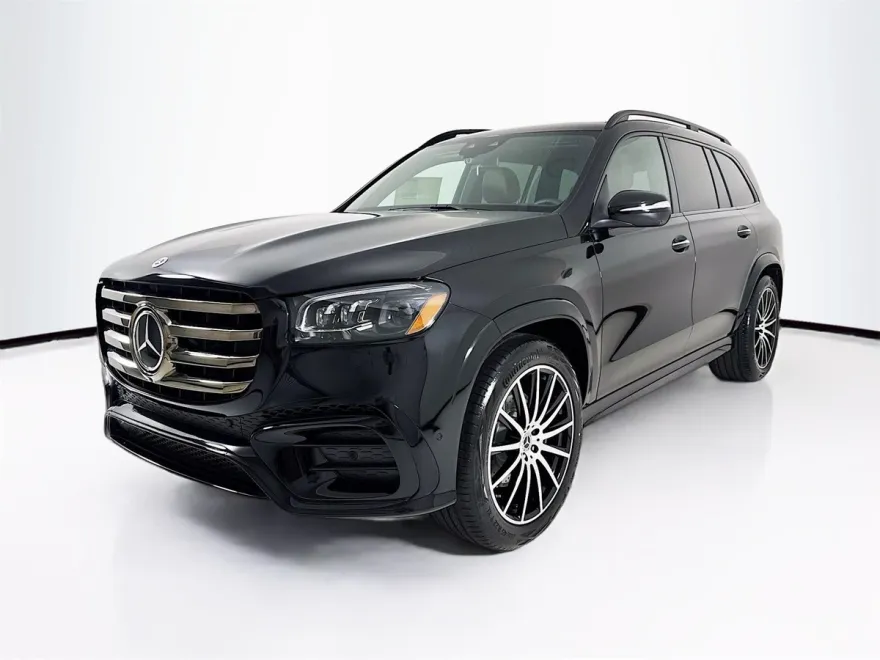 2026 Mercedes Benz GLS 450 4MATIC photo 1