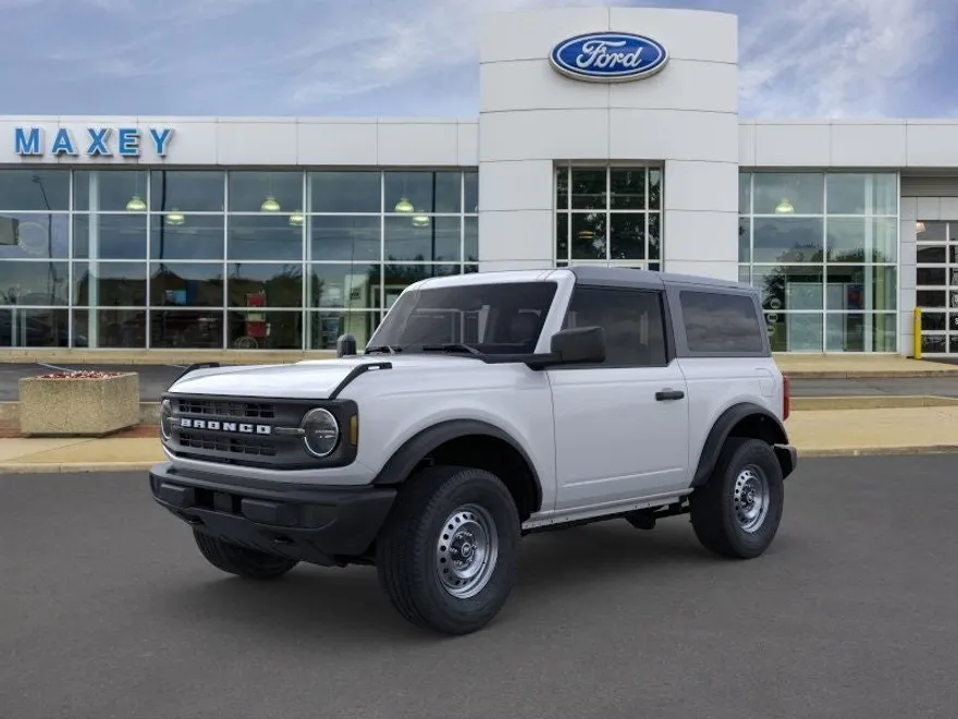 2025 Ford Bronco Base photo 1