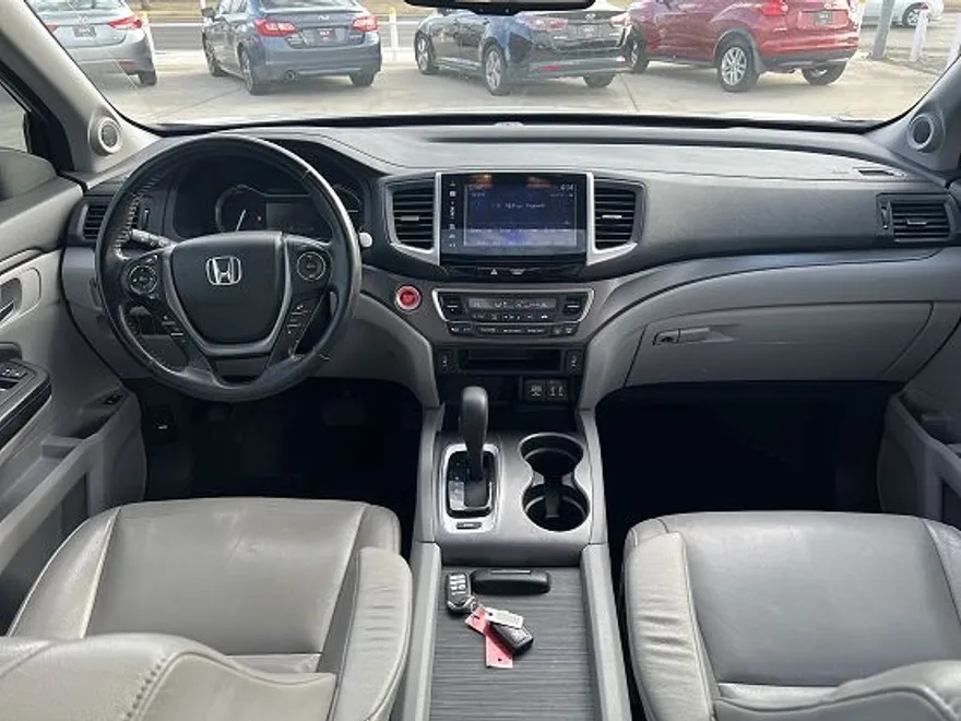 2016 Honda Pilot EX-L photo 1