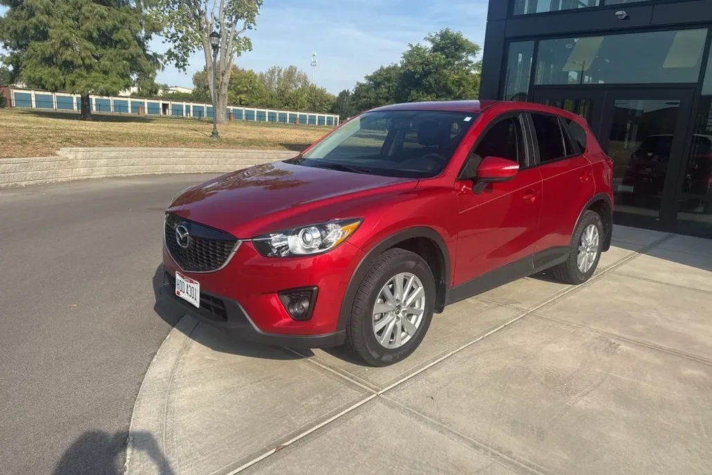 2015 Mazda CX-5 Touring photo 1
