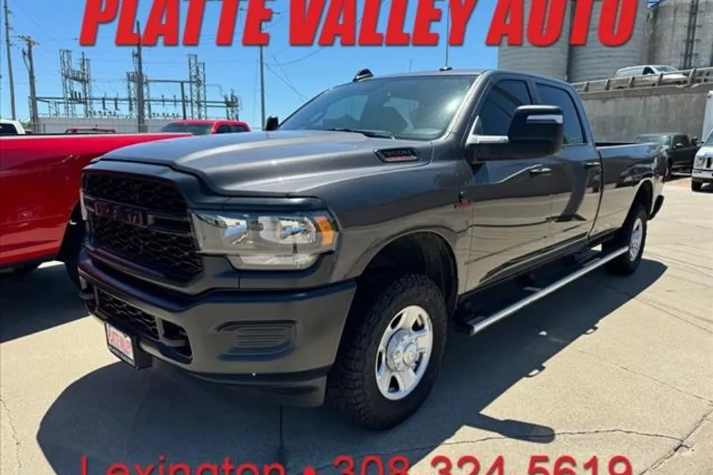 2024 Ram 3500 Tradesman photo 1