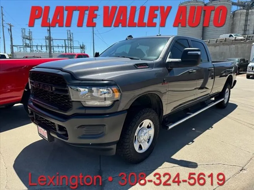 2024 Ram 3500 Tradesman photo 1