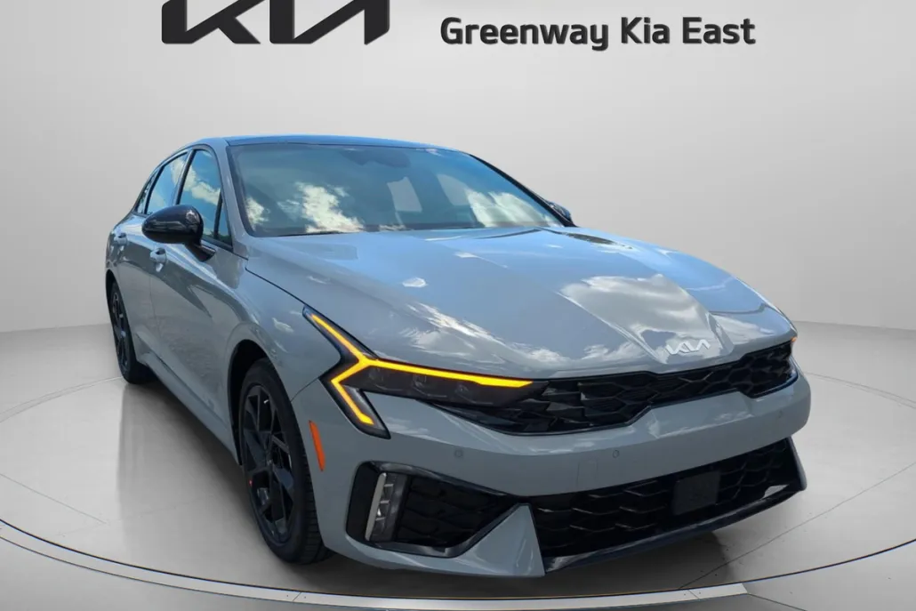 2026 Kia K5 GT-Line photo 1