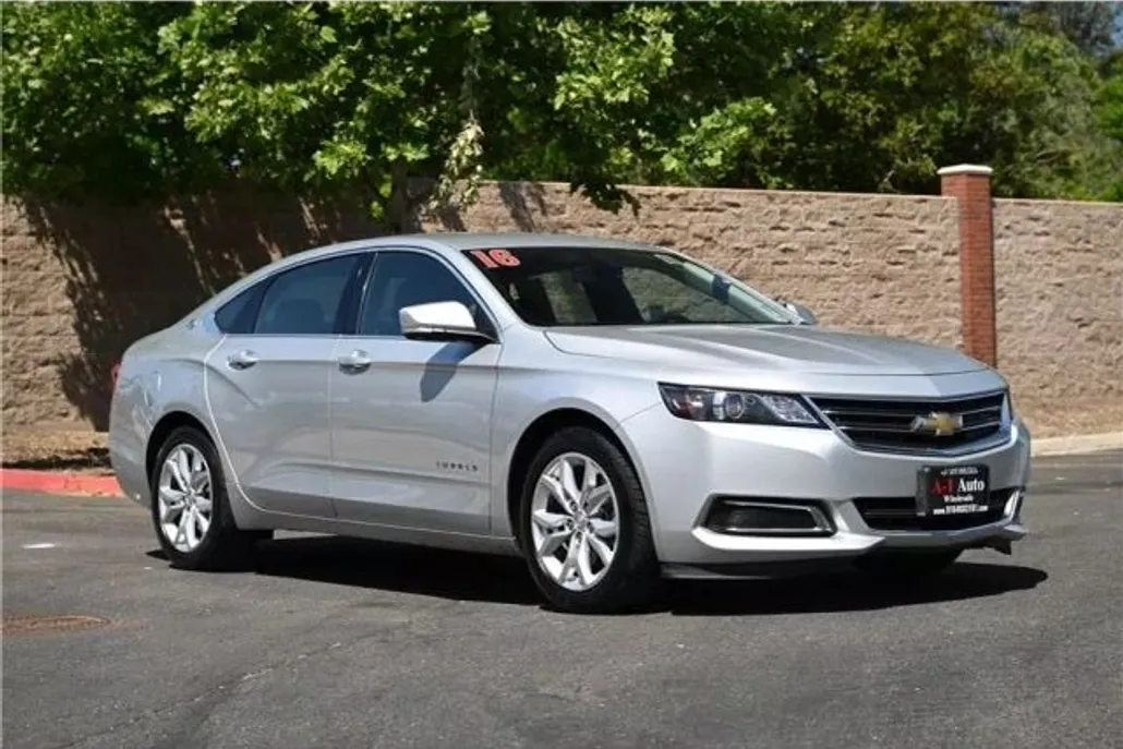 2016 Chevrolet Impala 1LT photo 1