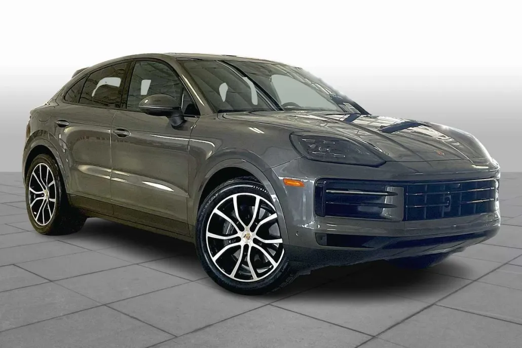 2024 Porsche Cayenne Coupe photo 1