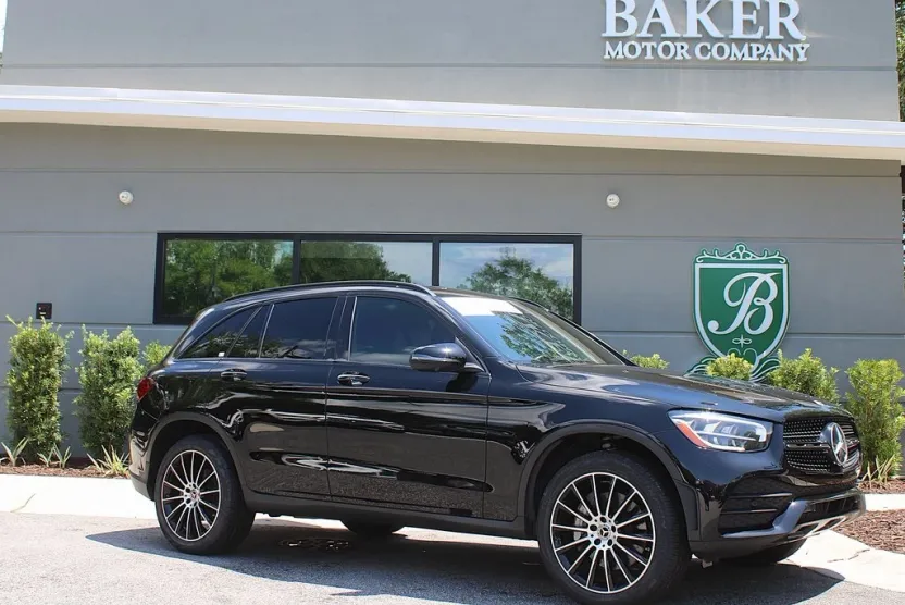 2022 Mercedes Benz GLC 300 photo 1