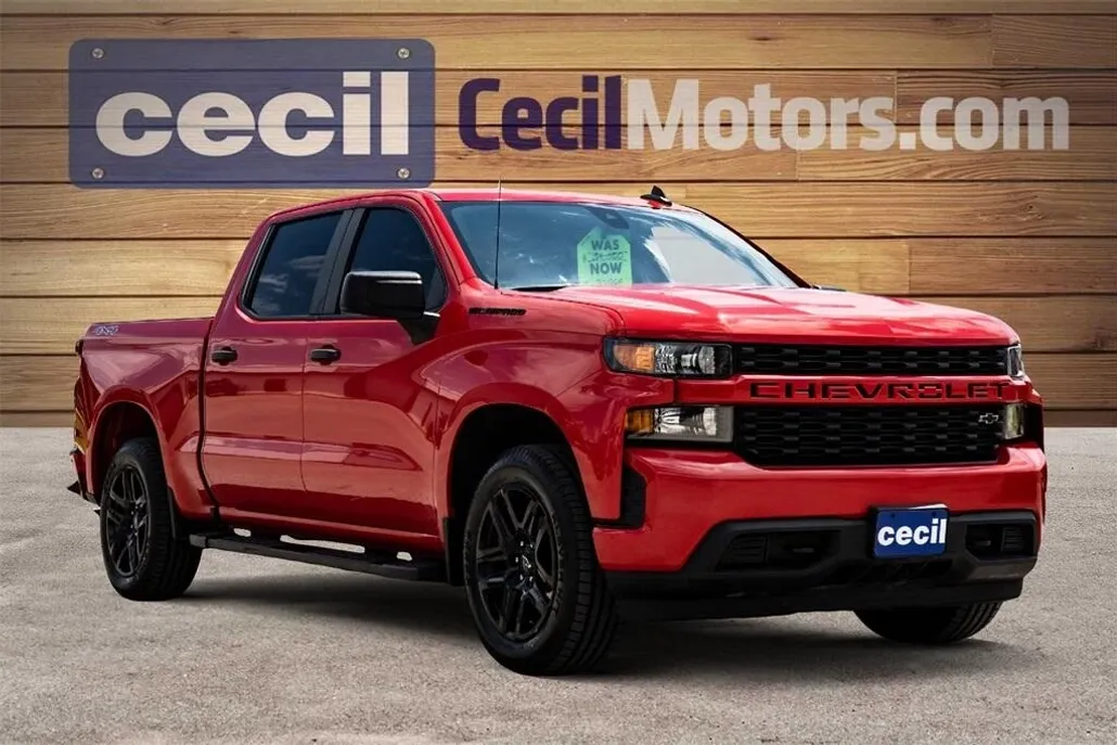 2022 Chevrolet Silverado 1500 Custom photo 1