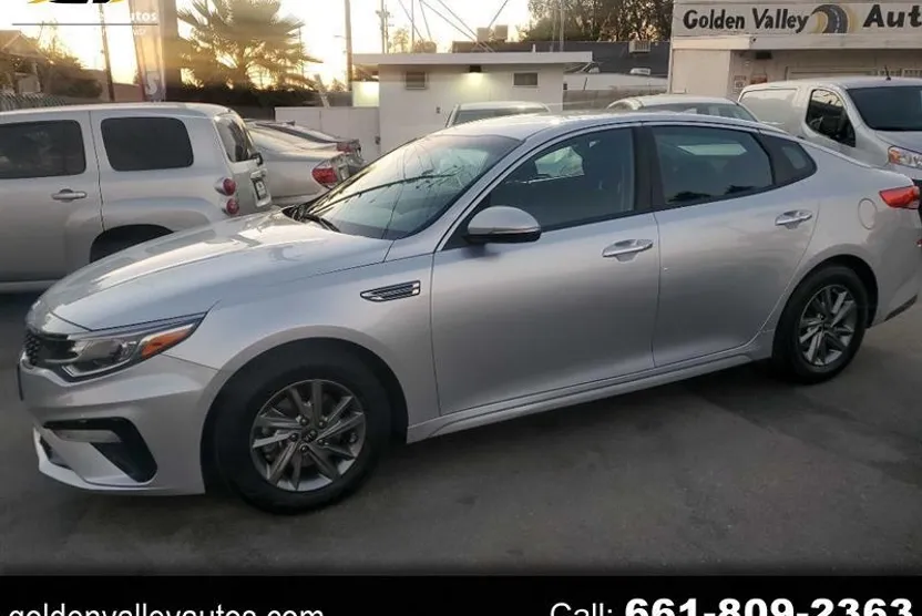 2019 Kia Optima LX photo 1