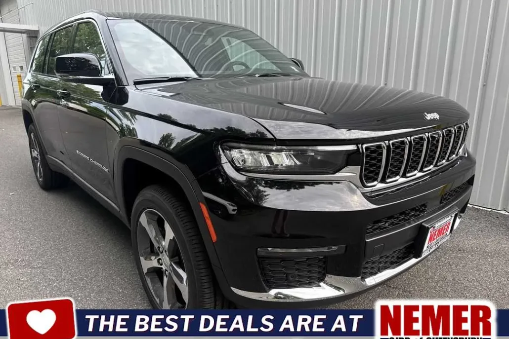 2025 Jeep Grand Cherokee Limited photo 1
