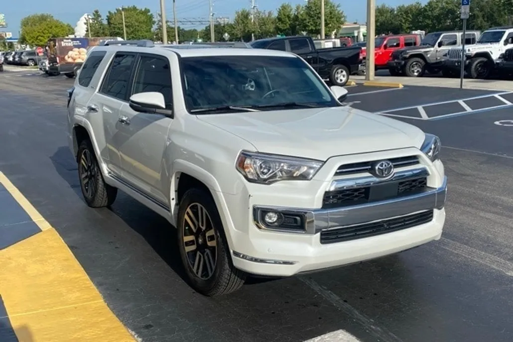 2024 Toyota 4Runner Limited photo 1