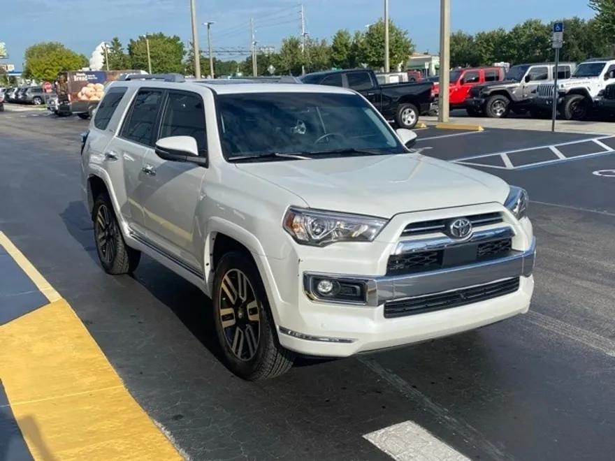 2024 Toyota 4Runner Limited photo 1