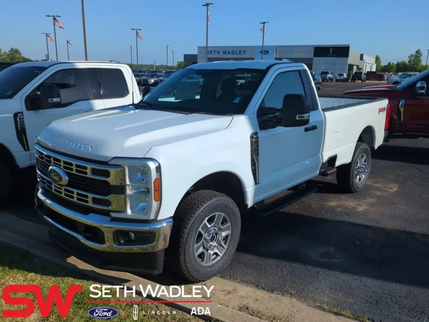 2025 Ford F-350 photo 1