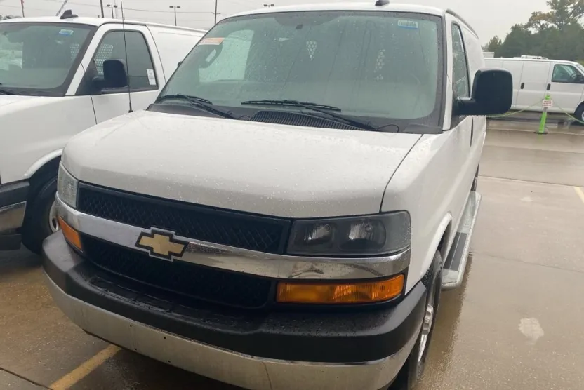 2023 Chevrolet Express 2500 Cargo Van photo 1