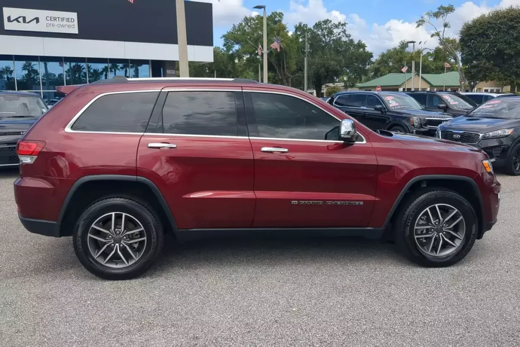 2022 Jeep Cherokee Limited photo 1