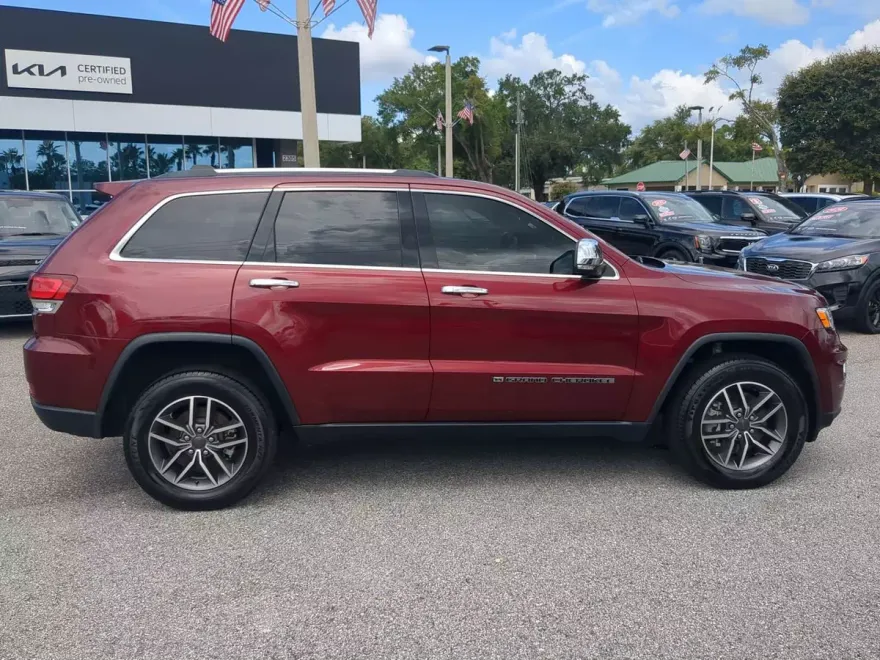 2022 Jeep Cherokee Limited photo 1