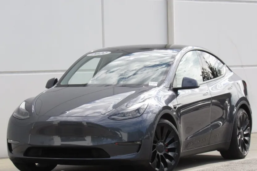 2022 Tesla Model Y Performance photo 1