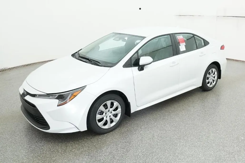 2026 Toyota Corolla LE photo 1