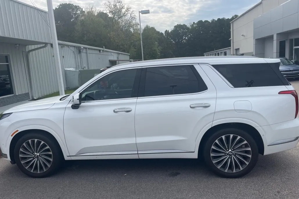2023 Hyundai Palisade Calligraphy photo 1