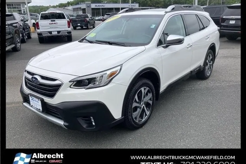 2022 Subaru Outback Touring photo 1