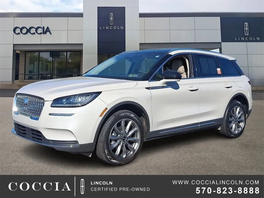 2022 Lincoln Corsair Standard photo 1
