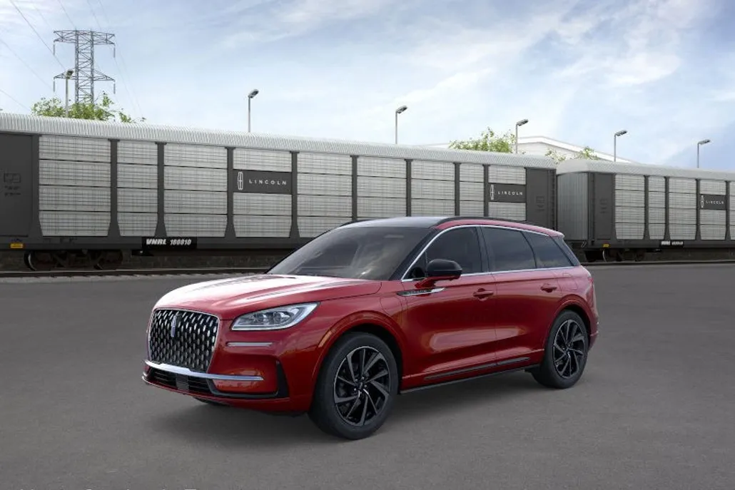 2025 Lincoln Corsair Grand Touring photo 1
