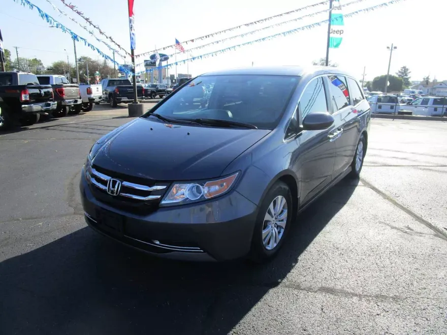 2016 Honda Odyssey EX-L photo 1