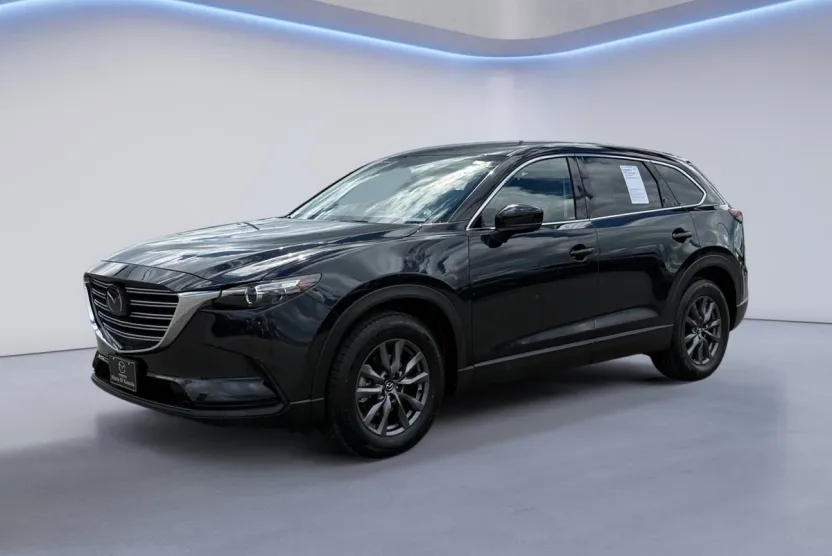 2022 Mazda CX-9 Touring photo 1