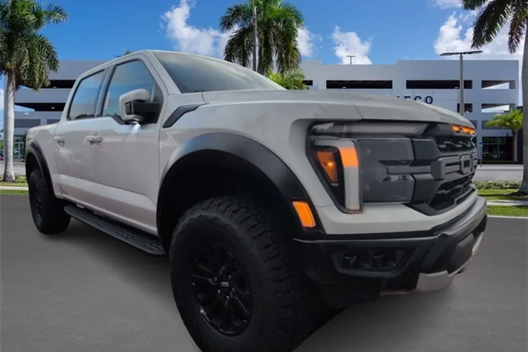 2025 Ford F-150 Raptor photo 1
