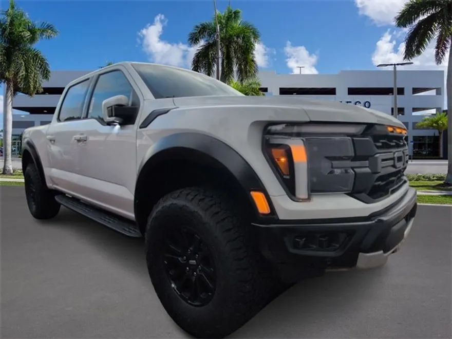 2025 Ford F-150 Raptor photo 1