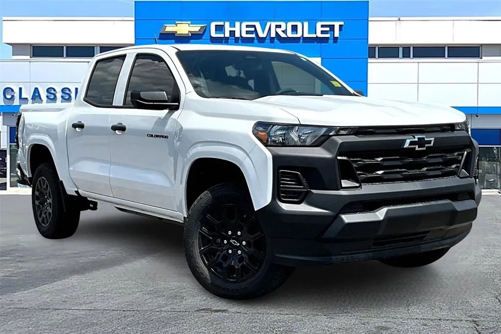 2026 Chevrolet Colorado Work Truck photo 1